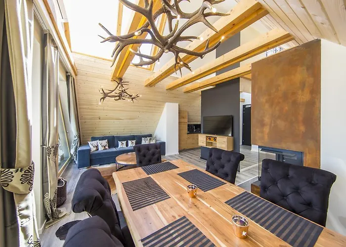 Udanypobyt Sky شقة *